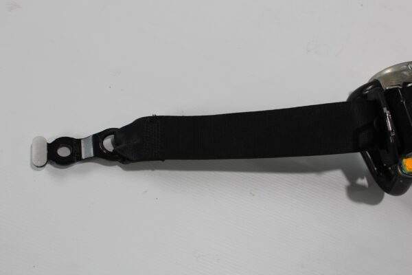 Mercedes Benz W205 C Class Left Right Seat Belt Pre-Tensioner A2058602385