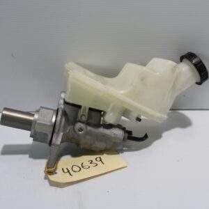 Mercedes Benz W177 A Class Brake Master Cylinder A1774304400, A1774305600