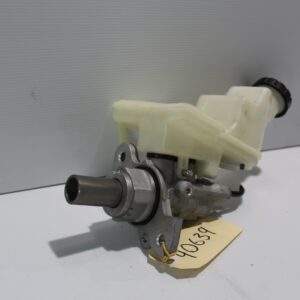 Mercedes Benz W177 A Class Brake Master Cylinder A1774304400, A1774305600 - Image 2