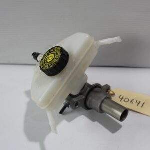 Mercedes Benz W205 C Class Brake Master Cylinder A2054300002, A2134300100