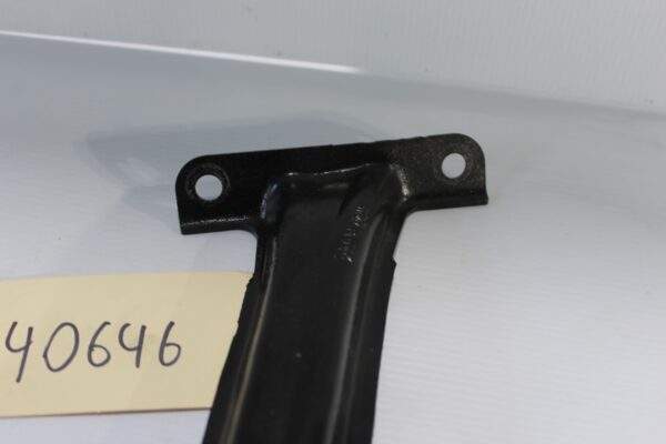 Mercedes Benz W205 C Class Front Strut Tower Brace Support A2056280424