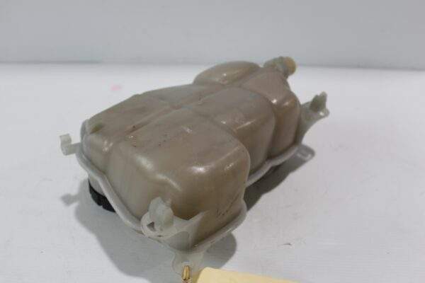 Mercedes Benz W177 W118 A CLA Class Coolant Expansion Tank Reservoir A2475000049