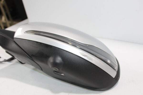 Mercedes Benz W205 C Class Left Mirror Assembly Camera Type A2058102105