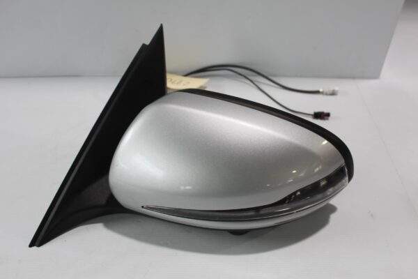 Mercedes Benz W205 C Class Left Mirror Assembly Camera Type A2058102105