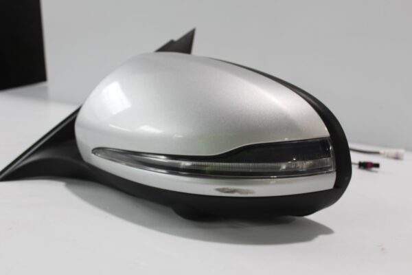 Mercedes Benz W205 C Class Left Mirror Assembly Camera Type A2058102105
