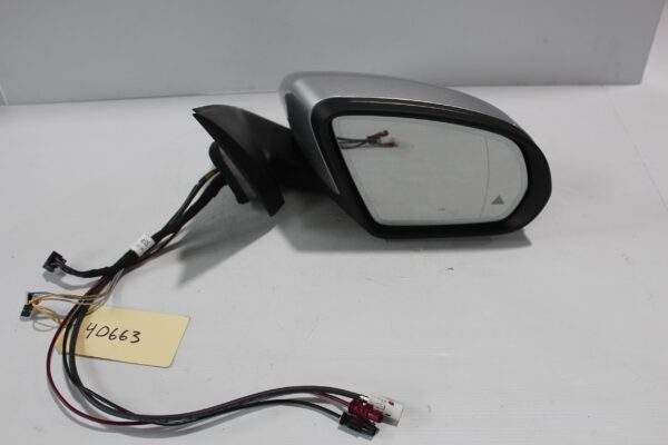 Mercedes Benz W205 C Class Right Mirror Assembly Camera Type A2058101405