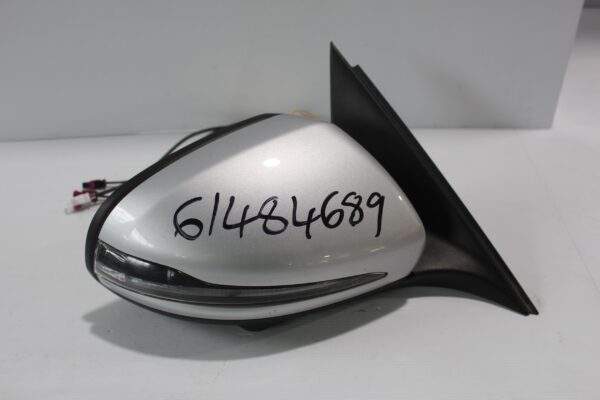 Mercedes Benz W205 C Class Right Mirror Assembly Camera Type A2058101405