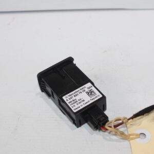 Mercedes Benz W177 A Class USB Port Socket A2478207802 - Image 4