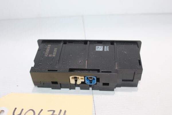 Mercedes Benz W205 W213 C E Class USB Socket Connector A2138200400
