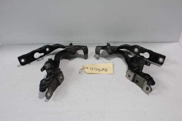 Mercedes Benz W176 A Class Bonnet Hood Hinge Pair A1768800328, A1768800428