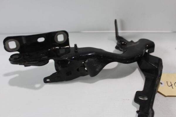 Mercedes Benz W176 A Class Bonnet Hood Hinge Pair A1768800328, A1768800428