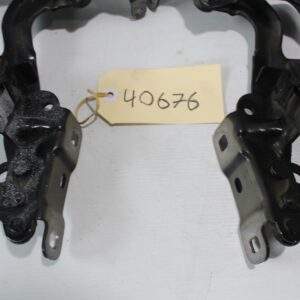 Mercedes Benz W176 A Class Bonnet Hood Hinge Pair A1768800328, A1768800428 - Image 3