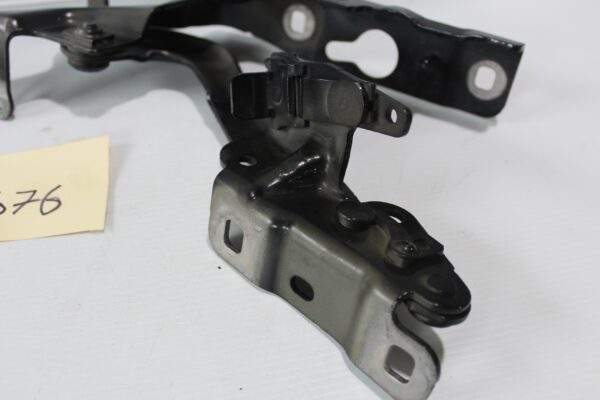 Mercedes Benz W176 A Class Bonnet Hood Hinge Pair A1768800328, A1768800428