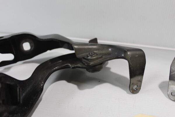 Mercedes Benz W176 A Class Bonnet Hood Hinge Pair A1768800328, A1768800428