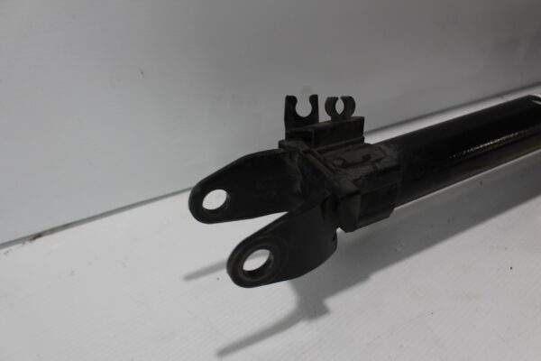 Mercedes Benz W205 C300 Front Shock Absorber Strut A2053209230, A2053207468