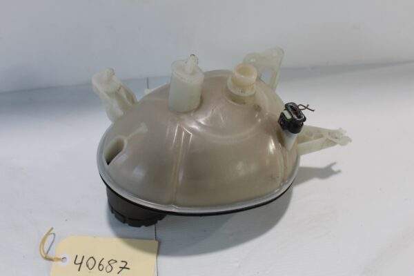 Mercedes Benz W205 C Class Coolant Radiator Overflow Expansion Tank A2055000049