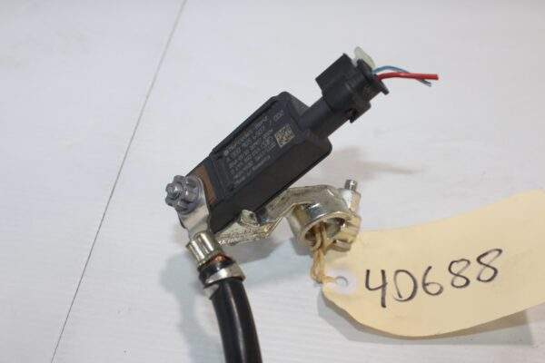 Mercedes Benz W205 W253 C GLC Class Negative Battery Terminal Sensor A0009056507