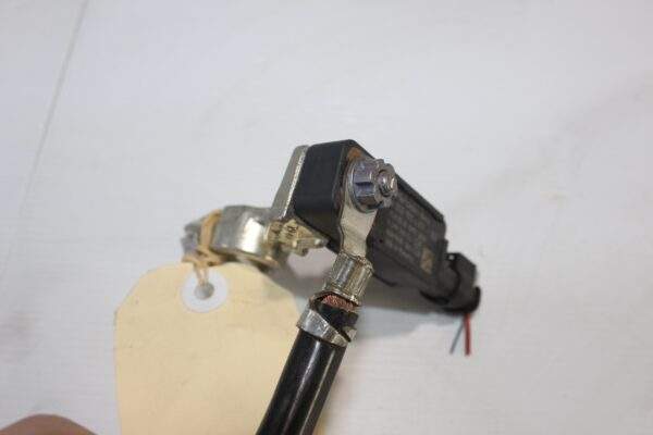 Mercedes Benz W205 W253 C GLC Class Negative Battery Terminal Sensor A0009056507