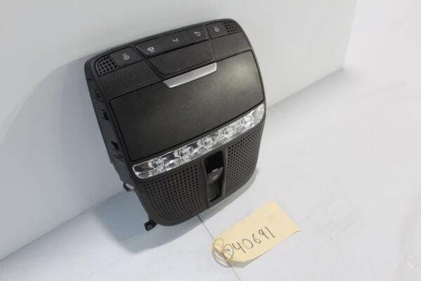 Mercedes Benz W205 C Class Overhead Control Panel Interior Map Light A0009003917