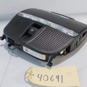 Mercedes Benz W205 C Class Overhead Control Panel Interior Map Light A0009003917 - Image 9