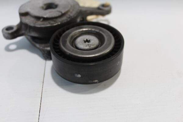 Mercedes Benz W176 W117 A45 CLA45 M133 Drivebelt Tensioner Pulley A2702000370