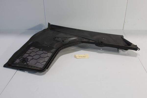 Mercedes Benz W205 C Class Right Scuttle Panel Cowel A2058308404, A2058309302