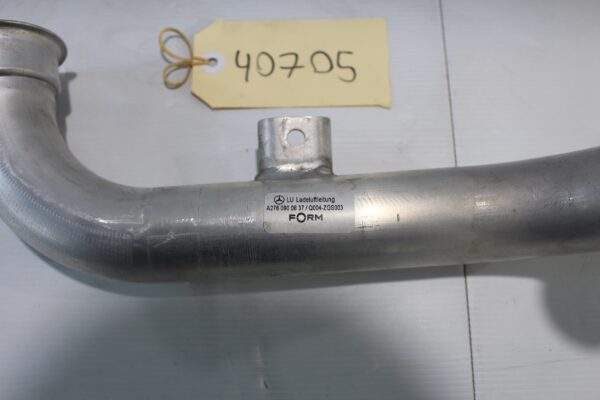 Mercedes Benz W205 C43 AMG Intercooler Pipe Hose RIGHT A2760900837