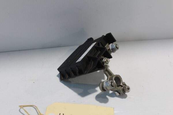 Mercedes Benz W205 C Class Battery Current Limiter Terminal A0009061505