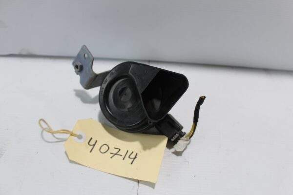 Mercedes Benz W205 C Class Low Tone 420Hz Horn A2055420820, A2055420420