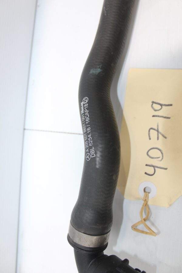 Mercedes Benz W205 C Class Pump Water Coolant Hose Pipe A2055018601