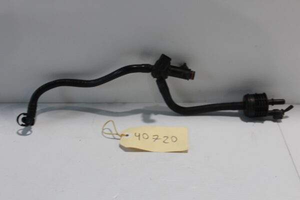 Mercedes Benz W205 C43 AMG Fuel Breather Purge Assembly A2760102000, A2054700593