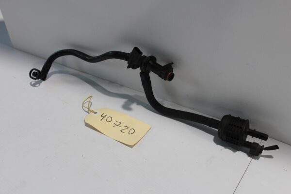 Mercedes Benz W205 C43 AMG Fuel Breather Purge Assembly A2760102000, A2054700593