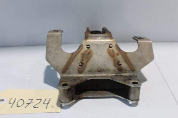 Mercedes Benz W176 W117 A45 CLA45 M133 Turbocharger Support Bracket A1330900541