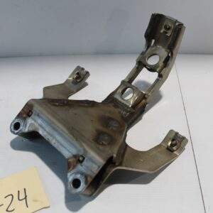 Mercedes Benz W176 W117 A45 CLA45 M133 Turbocharger Support Bracket A1330900541 - Image 6