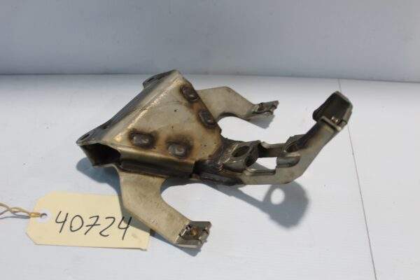 Mercedes Benz W176 W117 A45 CLA45 M133 Turbocharger Support Bracket A1330900541