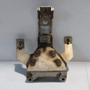 Mercedes Benz W176 W117 A45 CLA45 M133 Turbocharger Support Bracket A1330900541 - Image 4