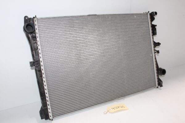 Mercedes Benz W205 C Class Engine Coolant Radiator A0995001703