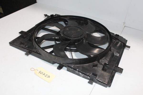 Mercedes Benz W205 C Class Radiator Fan With Shroud A0999062100
