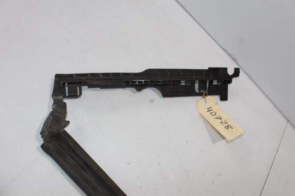 Mercedes Benz W205 C Class Upper Radiator Air Ducting Trim A2055050030
