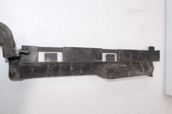 Mercedes Benz W205 C Class Upper Radiator Air Ducting Trim A2055050030