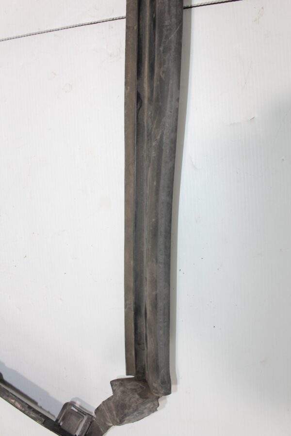 Mercedes Benz W205 C Class Upper Radiator Air Ducting Trim A2055050030