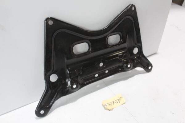 Mercedes Benz W204 W212 C63 E63 Lower Support Brace A2126280311