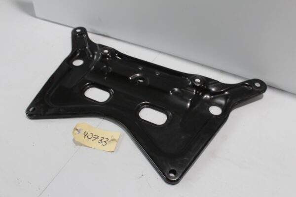 Mercedes Benz W204 W212 C63 E63 Lower Support Brace A2126280311