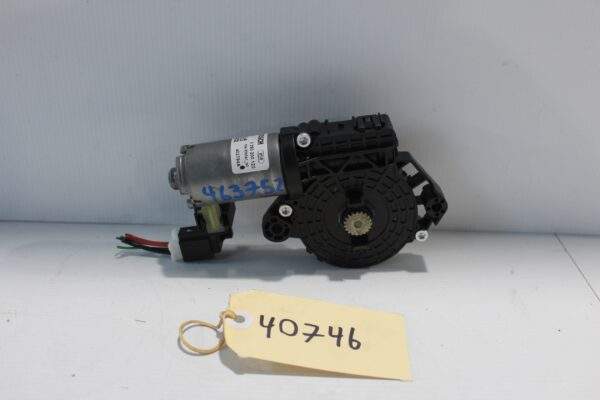 Mercedes Benz W176 A Class Roller Blind Motor A1769063700, A1769068700