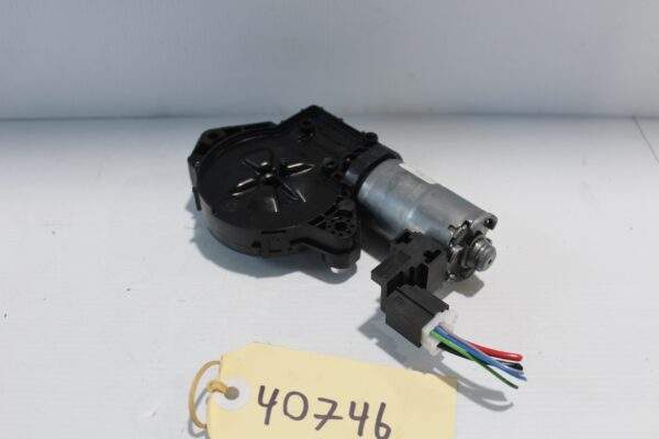 Mercedes Benz W176 A Class Roller Blind Motor A1769063700, A1769068700