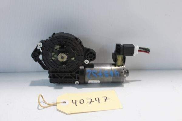 Mercedes Benz W176 A Class Sunroof Glass Motor A1769064600, A1769006902