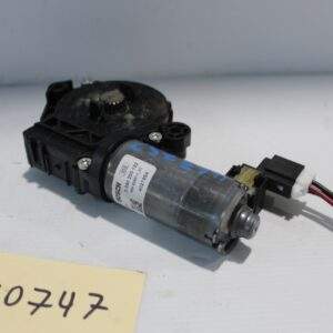 Mercedes Benz W176 A Class Sunroof Glass Motor A1769064600, A1769006902 - Image 9