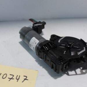 Mercedes Benz W176 A Class Sunroof Glass Motor A1769064600, A1769006902 - Image 5