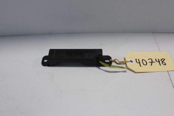 Mercedes Benz W205 C Class Keyless Go Entry Antenna Receiver A2059053005