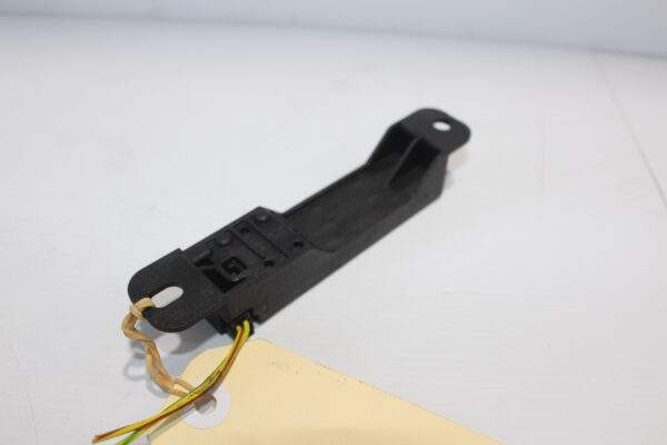 Mercedes Benz W205 C Class Keyless Go Entry Antenna Receiver A2059053005